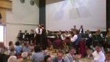 2014.09.14_3_Birgit dirigiert Marktmusik.jpg